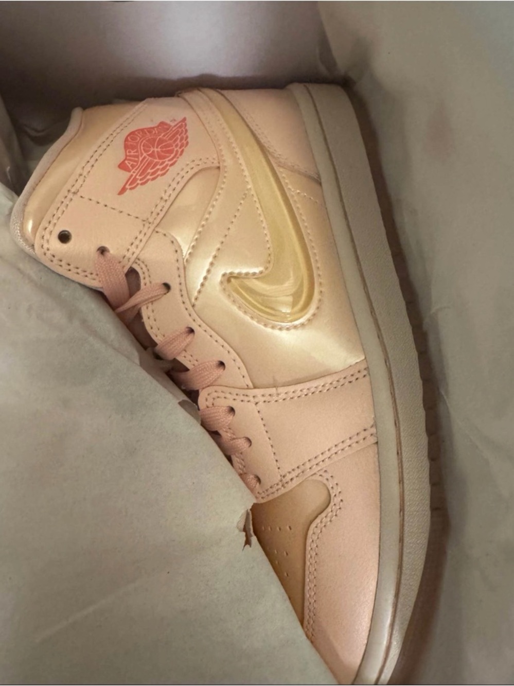 NIB W Size 7 Nike Jordan 1 Mid Patent Valentine’s Day Edition